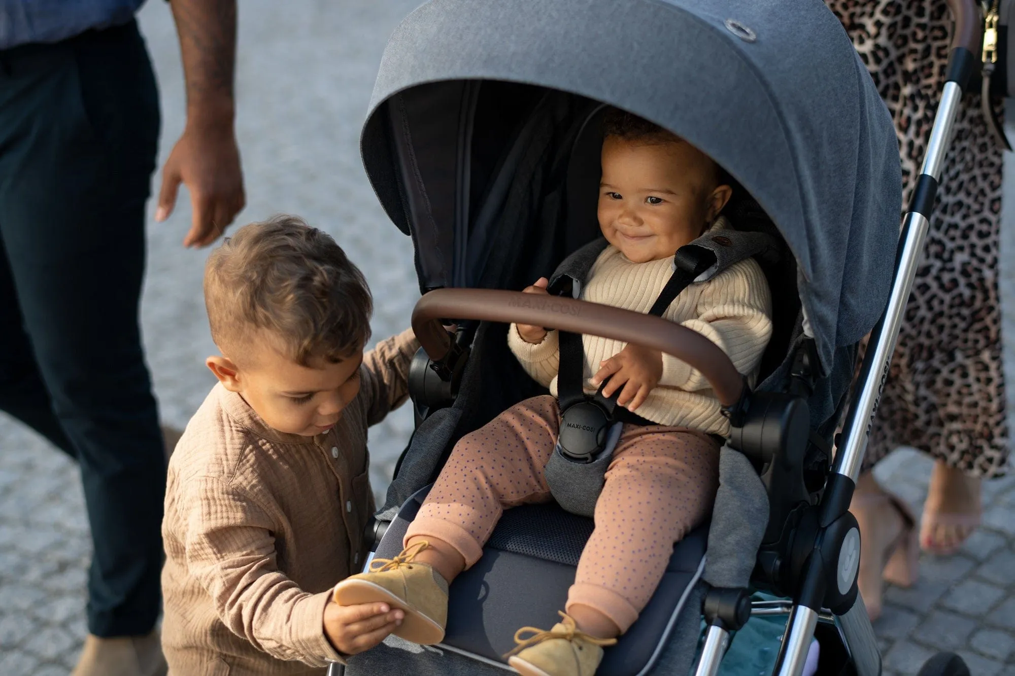 Maxi Cosi Adorra 2 Luxe Pushchair -  Grey Twillic