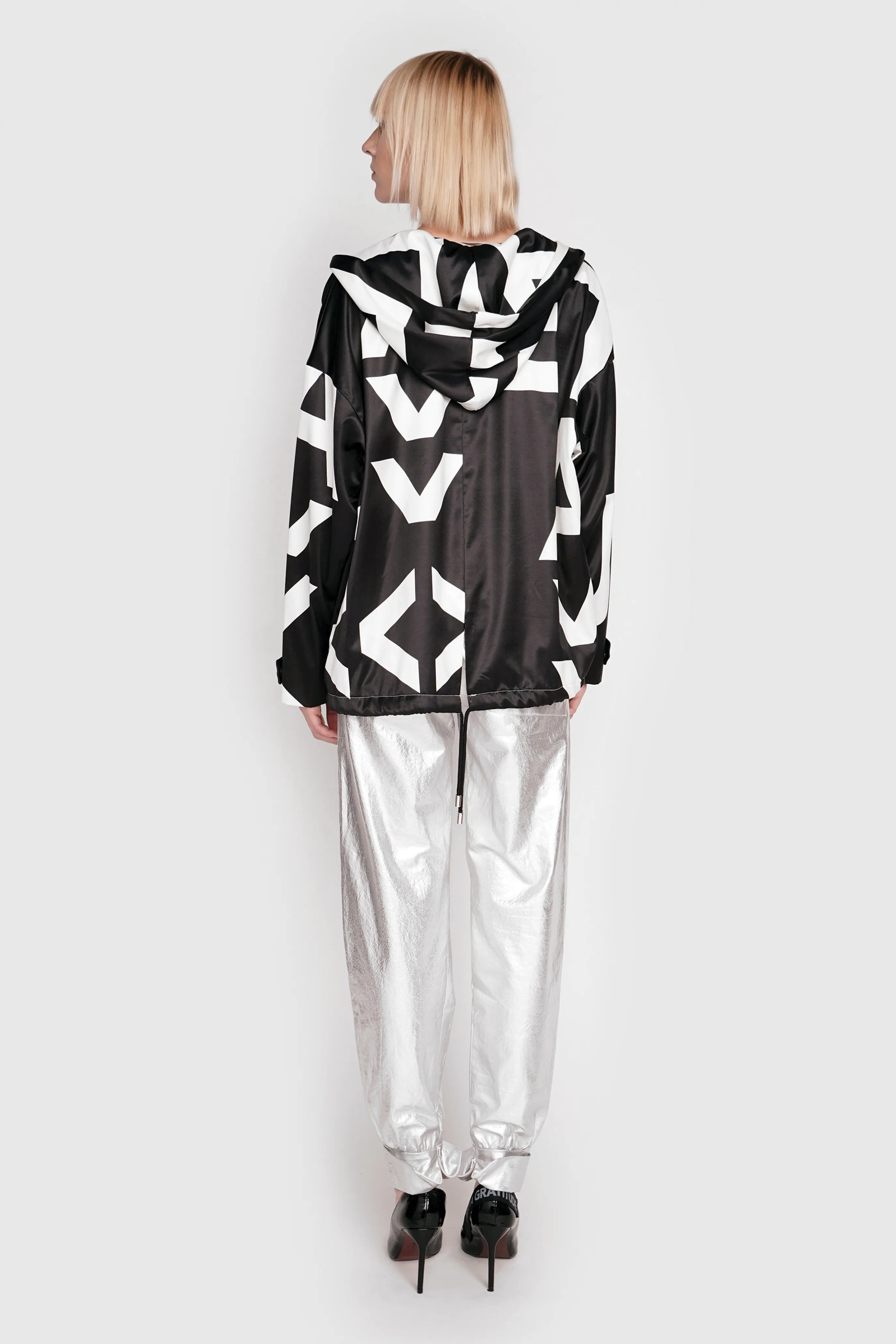 METALLIC TRACK PANTS
